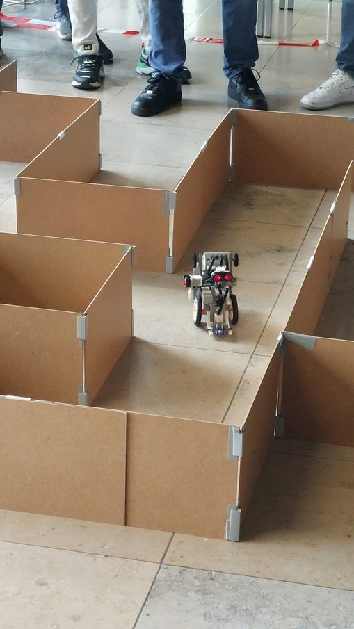 Roboter im Labyrinth
