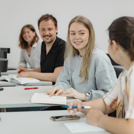 Studierende während des Lernens