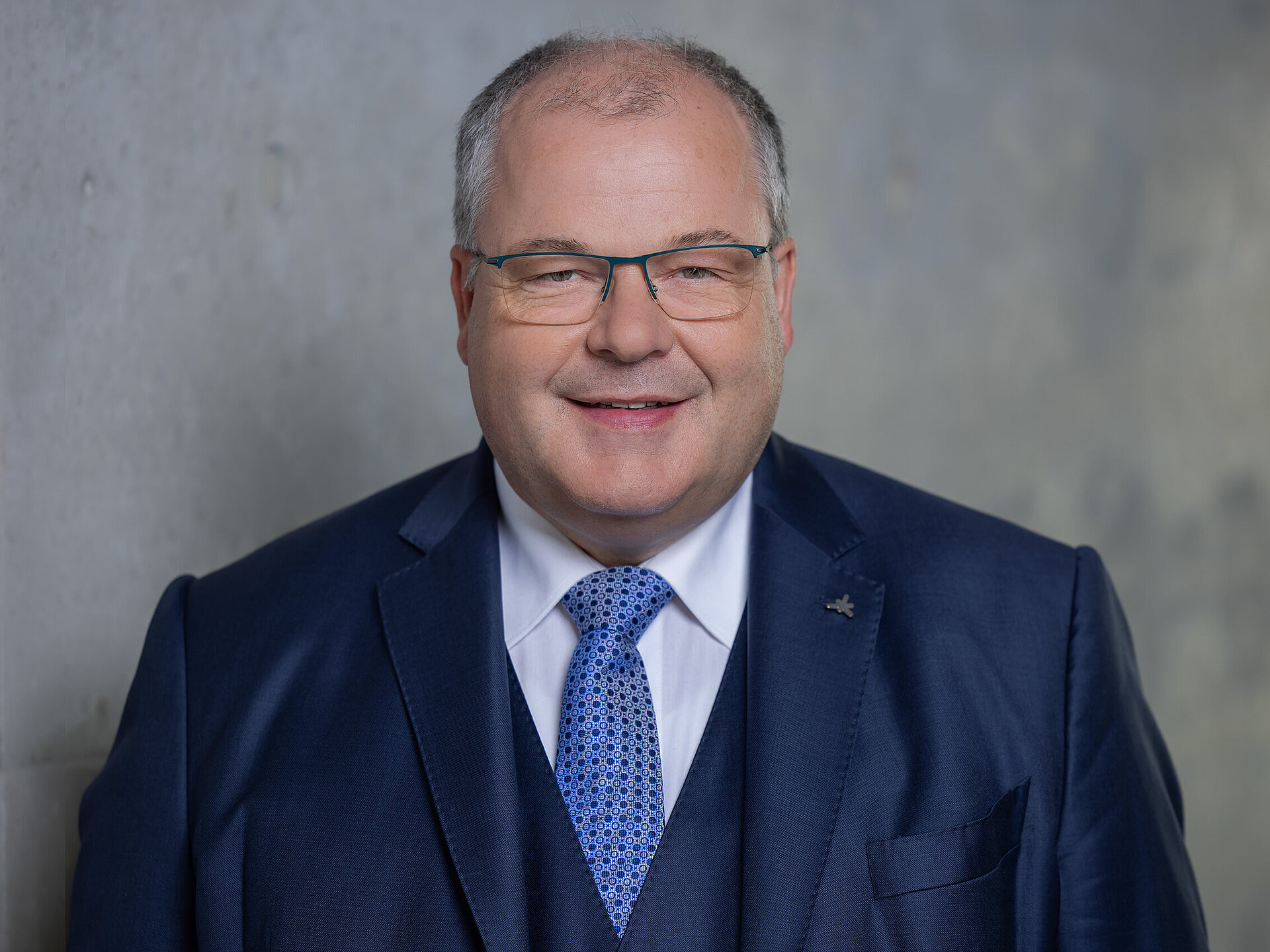 Porträtfoto von Prof. Dr. Andreas Brensing, Vizepräsident der Hochschule RheinMain
