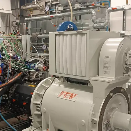 Motoraufbau und Belastungsmaschine