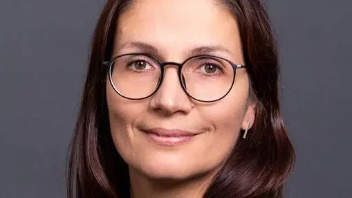 Portrait von Prof. Dr. phil. Davina Höblich