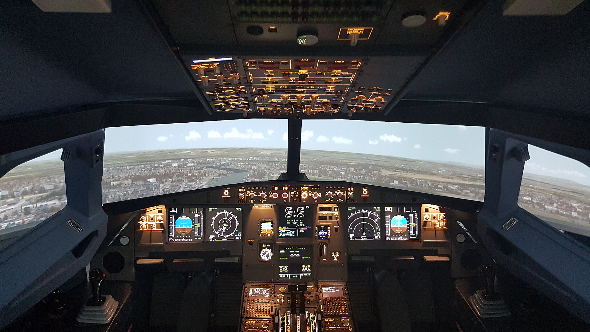 Cockpit des A320 Flugsimulators