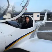 David Tombosa hat die Theorieprüfung für die Privatpilotenlizenz bestanden