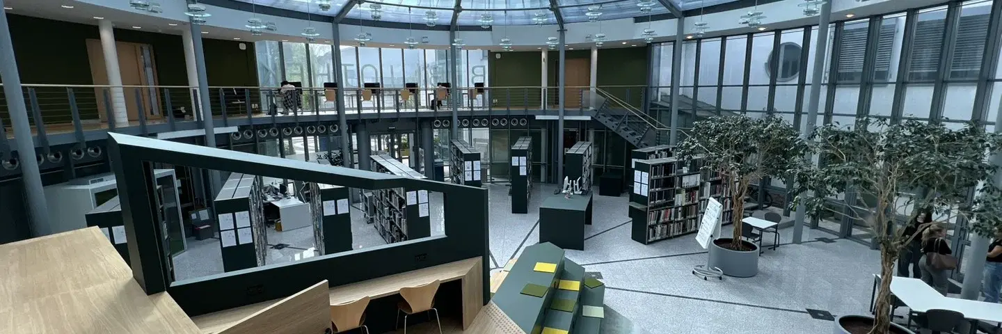 Bibliothek Unter den Eichen