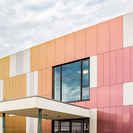 Fassade des Gebäudes B Fassade des Gebäudes B