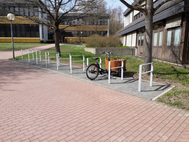 Fahrradbügel am Campus Kurt-Schumacher-Ring © Hochschule RheinMain | Abteilung IV