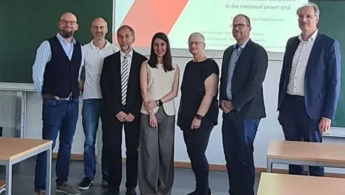 Gruppenfoto Disputation Parnian Fakhrooeian