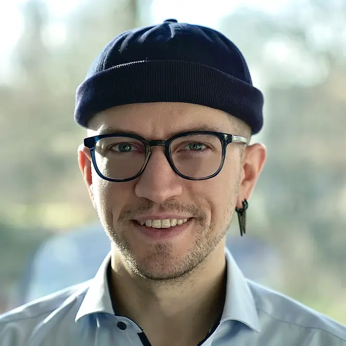 Porträtfoto von Dr. Robin Horst