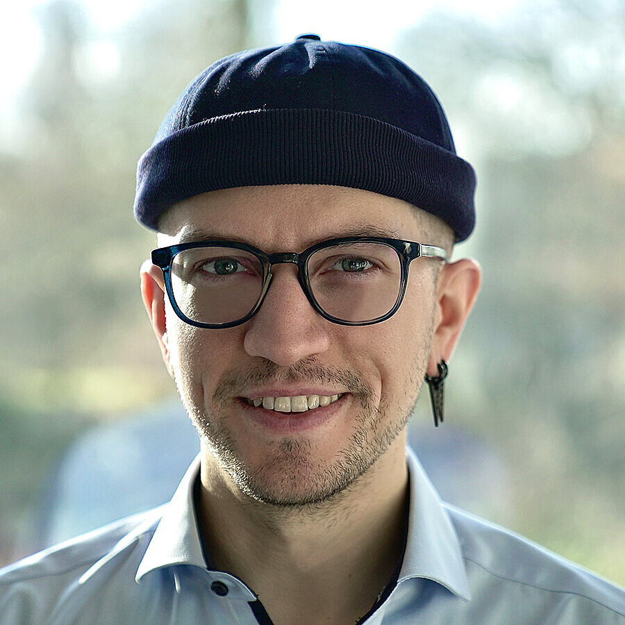 Porträtfoto von Dr. Robin Horst