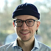 Porträtfoto von Dr. Robin Horst