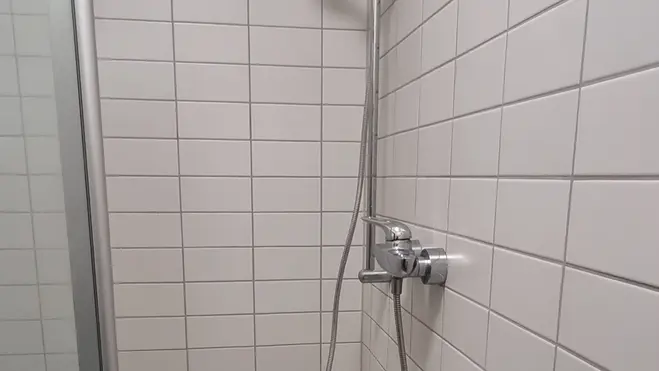 Bild einer Duschkabine am Campus Rüsselsheim