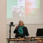 Prof. Dr. Eva Waller, Präsidentin der Hochschule RheinMain, während ihres Grußworts