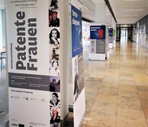 Wanderausstellung „Patente Frauen"