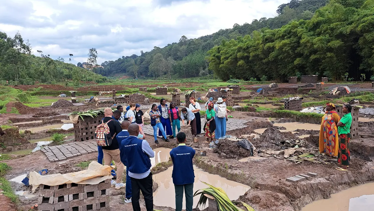 Frauenkooperative - Ziegel 