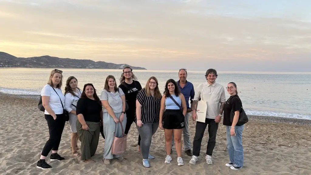 STudigruppe am Strand in Heraklion