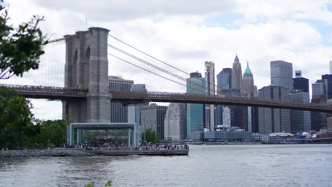 Die Brooklyn Bridge in New York