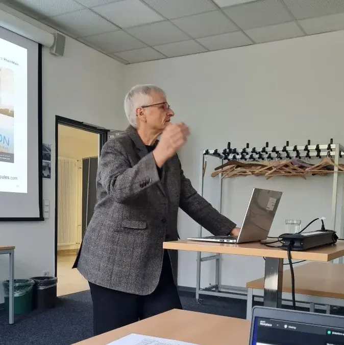 Prof. Dr. Birgit Scheppat ermuntert Unternehmen, mutig zu sein.