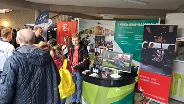 Großes Interesse am Messestand