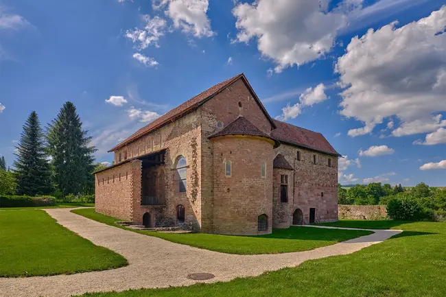 Die Einhardsbasilika in Steinbach bei Michelstadt