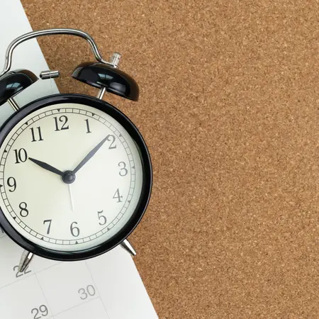 Uhr und Kalender