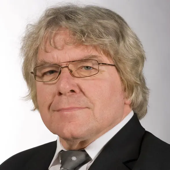 Porträtaufnahme Prof. Dr. Clemens Klockner