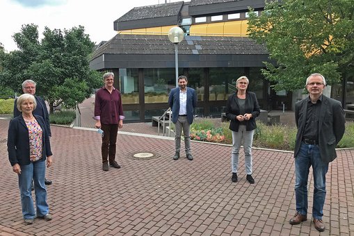 Prof. Dr. Lotte Rose, Prof. Dr. Michael Winkler, Prof. Dr. Michael May, Dr. Wolfgang Stadel, Prof. Dr. Monika Alisch, Prof. Dr. Henning Dassler (v.l.n.r.) © Jasmin Brück