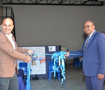 Dr. Martin Lommel, Kanzler der HSRM, zusammen mit Sifiso Nyathi, Rektor der NUST