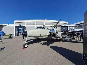 Exponat auf dem Außengelände der AERO 2025