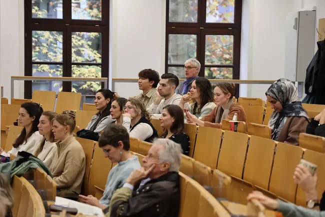 Blick ins Publikum des HSRM-Symposiums „Identität Nachhaltigkeit“