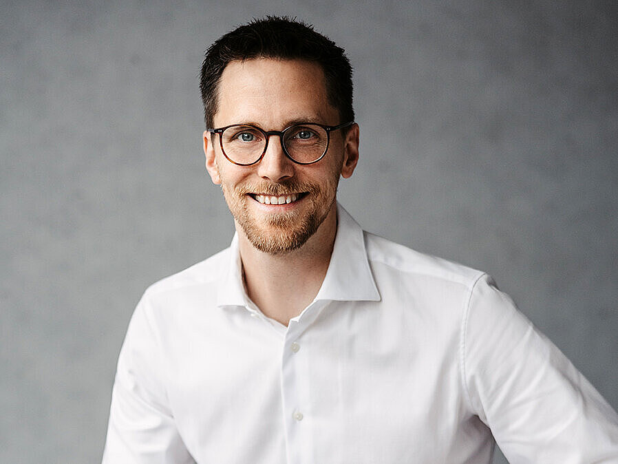 Porträtfoto von Prof. Dr. Matthias Schäfer