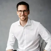 Porträtfoto von Prof. Dr. Matthias Schäfer