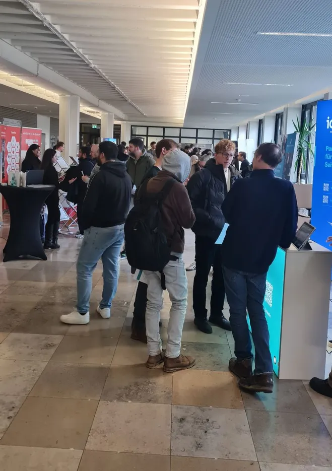 Firmentag ConnectING im Foyer