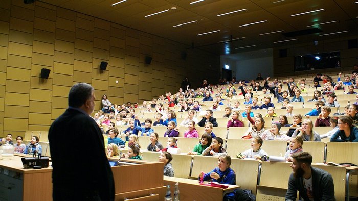 Kinderuni Rüsselsheim