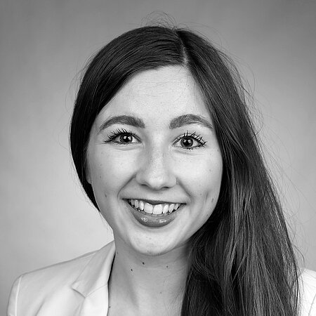 Portaitfoto Ehemalige Nina Stingel
