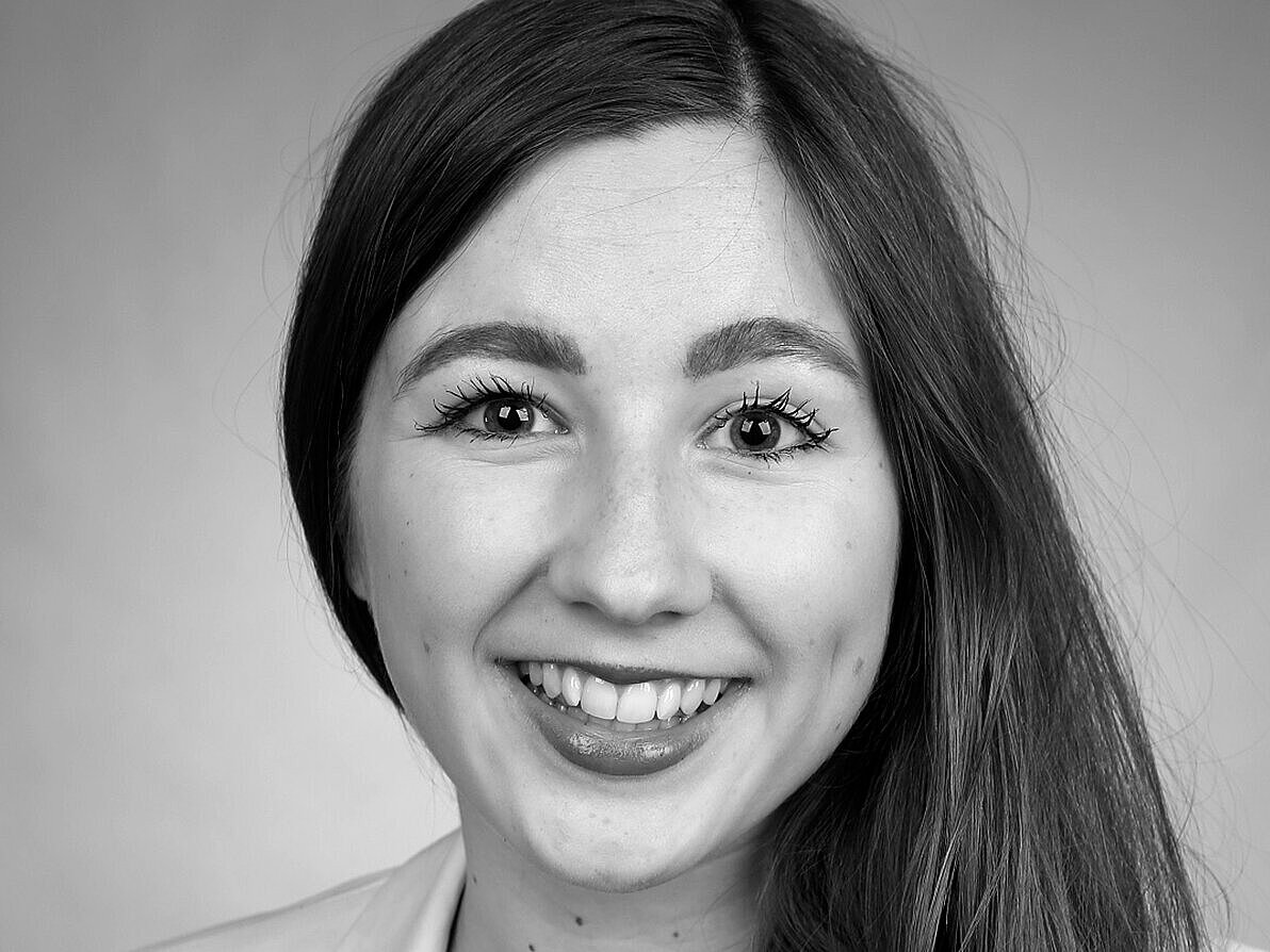 Portaitfoto Ehemalige Nina Stingel