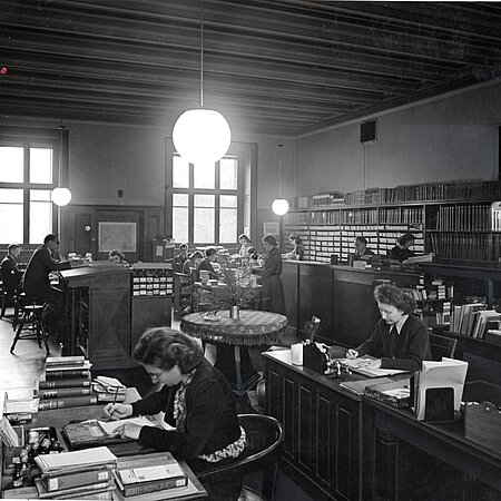 Altes Foto aus der Landesbibliothek Altes Foto aus der Landesbibliothek