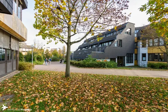 Außenansicht Gebäude Campus Kurt-Schumacher-Ring