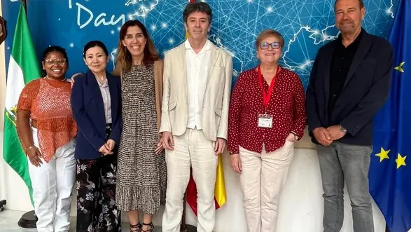AngoSAP_Cádiz Vertreter:innen des Büros für Internationales der Universität Cádiz und des Fachbereichs Sozialwesen während der Tagung des AngoSAP-Projekts im Juni 2025