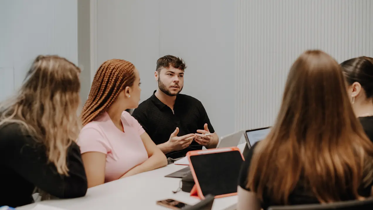 Gruppenarbeit in einem Hörsaal