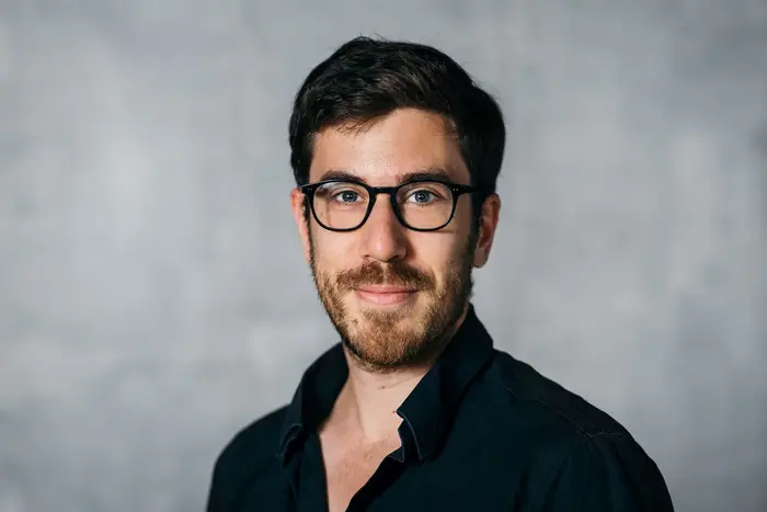 Porträtfoto von Dr. Tom Uhlig