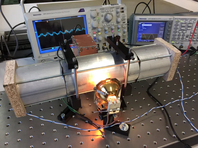 Versuch zum akustisch modulierten NDIR-Gassensor