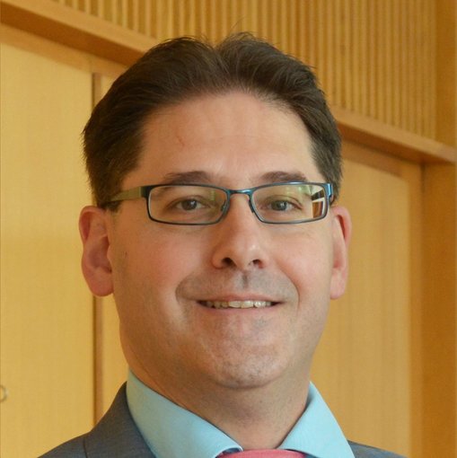 Foto von Prof. Dr.-Ing. Alexander Karakas