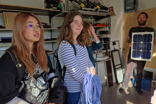 Im Solar-Container der Hochschule RheinMain 