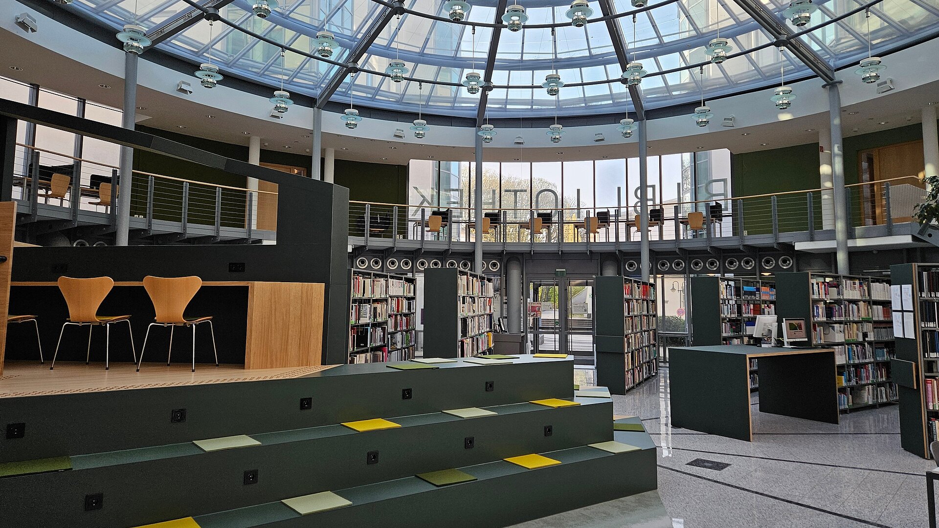 Bibliothek Unter den Eichen