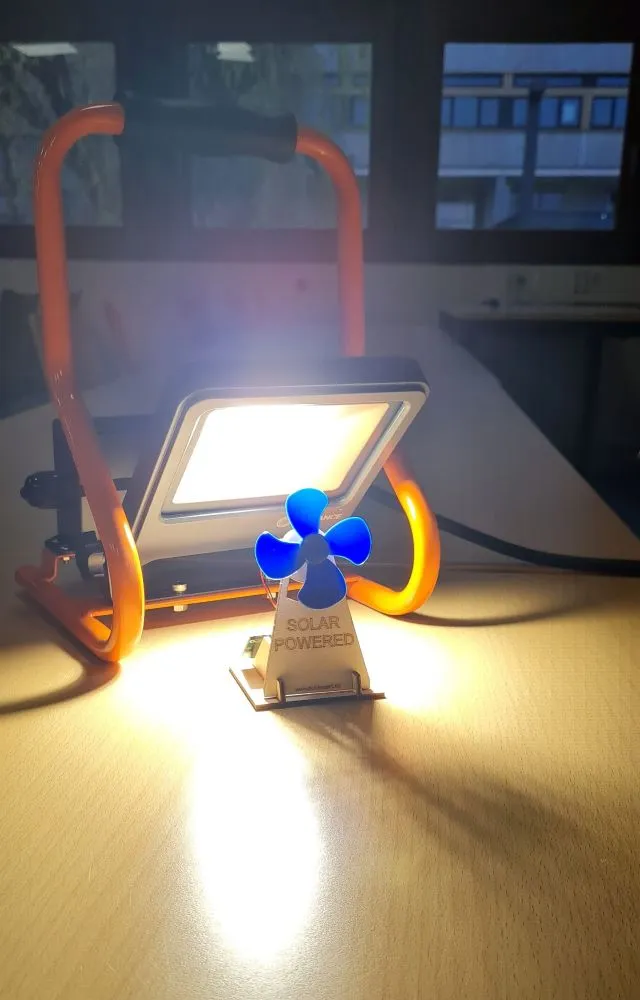 Funktionsprüfung des Solar-Rotors unter Baulicht