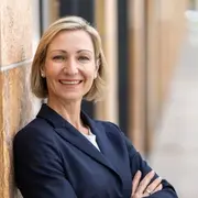 Portrait photo of Prof. Dr. Jessica Einspänner-Pflock