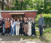 Studierende des Moduls Innovative Praxisentwicklung und Forschung (Leitung Prof. Dr. Heidrun Schulze und Christian Hanser) im KiNZ in Mainz