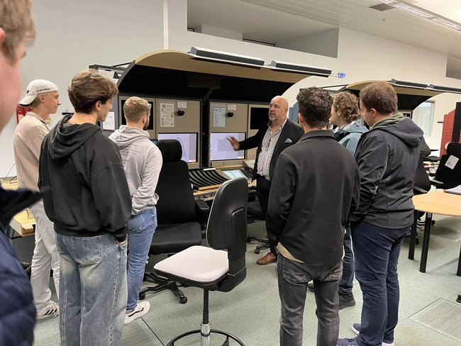 Vorstellung der Fluglotsenausbildung bei ENAC