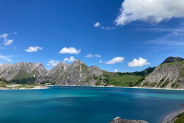 Ausblick in die Berge 