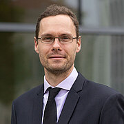 Porträtfoto von Prof. Dr. Thomas Kirschstein